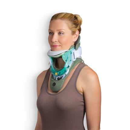 woman wearing the Aspen Vista MultiPost Therapy Collar