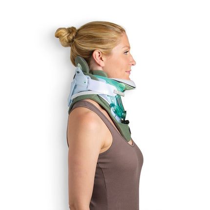 woman wearing the Aspen Vista MultiPost Therapy Collar