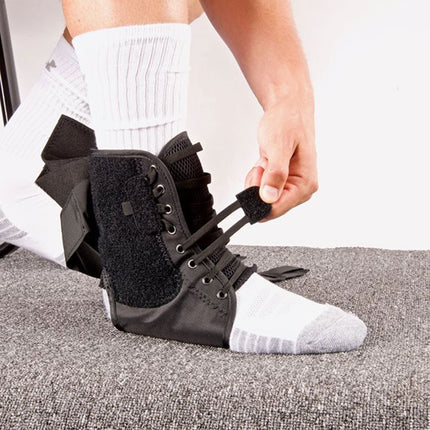 man laces up Hely & Weber Viseloc Ankle Brace